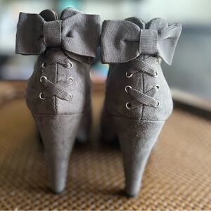 G By Guess Women's Booties High Heel Ankle Black Suede Tarrah Bows